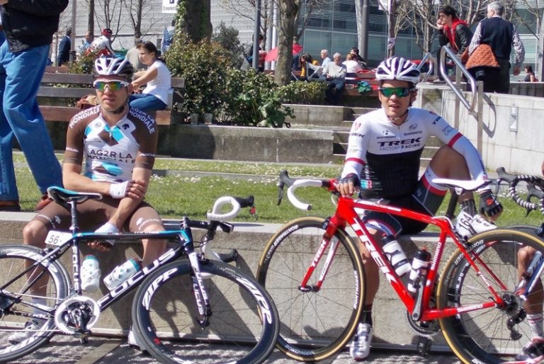 自転車 レース スペイン